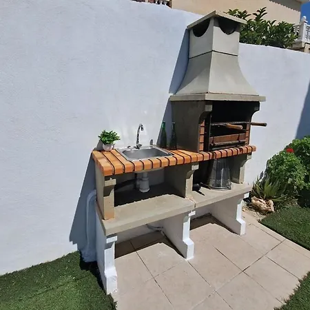 Magnificent Villa: 2 Private Pools, Bbq, Garden & Parking. 13 Per. In Padul Grenada