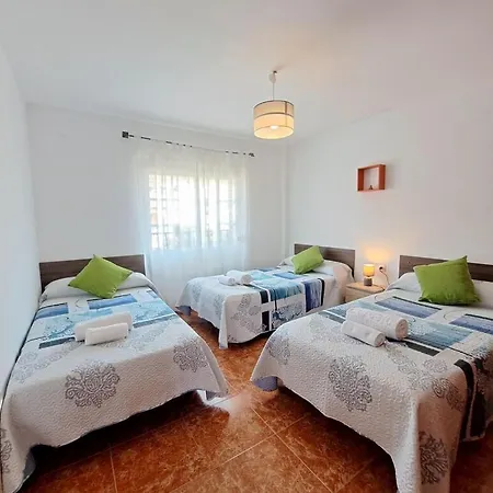 Magnificent Villa: 2 Private Pools, Bbq, Garden & Parking. 13 Per. In Padul Villa *