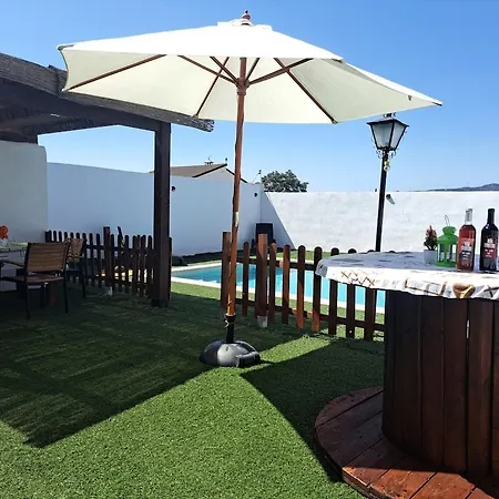 Villa Magnificent Villa: 2 Private Pools, Bbq, Garden & Parking. 13 Per. In Padul